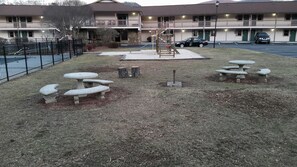 BBQ/picnic area