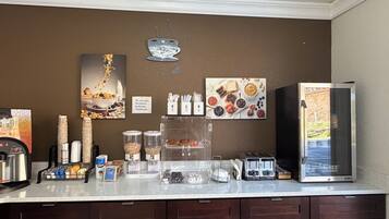 Café da manhã continental grátis todos os dias