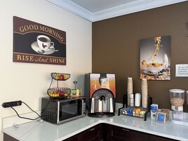 Desayuno continental incluido todos los días 