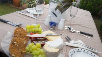 Café da manhã, almoço e jantar