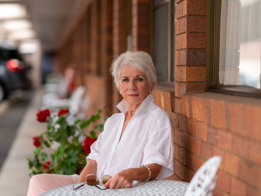 Peralatan tempat tidur premium, tilam berlapik, meja