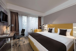 Superior Room, 1 Double Bed | Hypo-allergenic bedding, iron/ironing board, free cots/infant beds