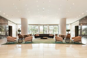 Suite royale, 1 très grand lit | Literie de qualité, minibar, coffre-fort