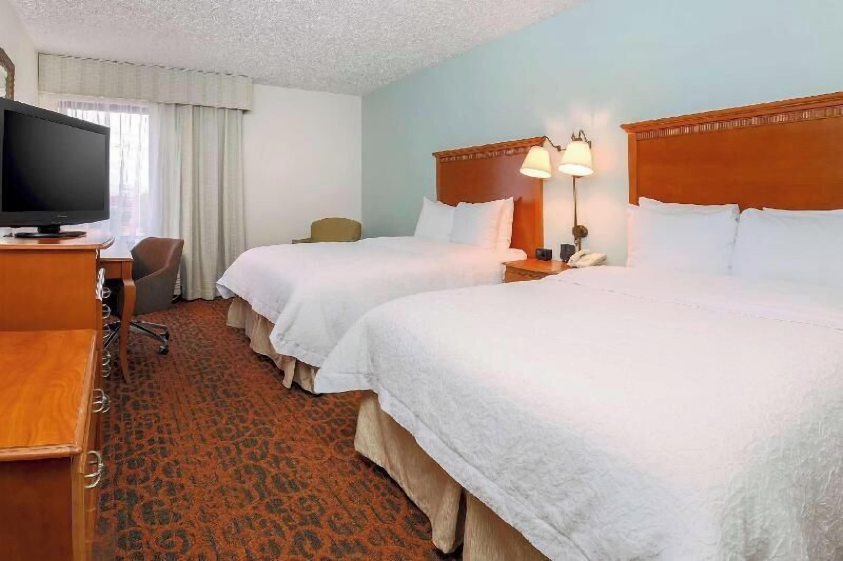 Premium bedding, in-room safe, desk, blackout curtains