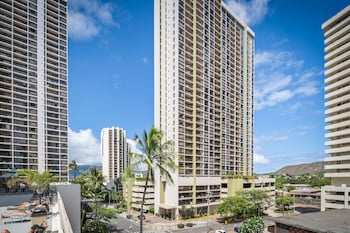 Hotel Exterior at Aston Waikiki Sunset