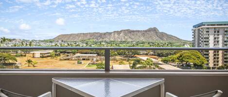 Suite, 2 Bedrooms (Diamond Head) | Näkymä huoneesta