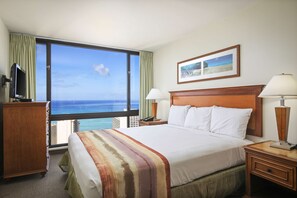 Suite, 1 Bedroom, Ocean View | In-room safe, desk, blackout drapes, iron/ironing board