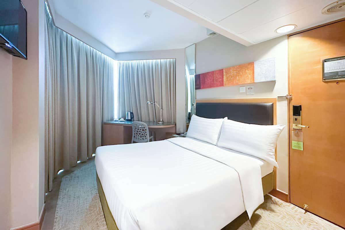 In-room safe, desk, blackout drapes, soundproofing