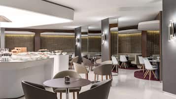 Päivittäinen buffetaamiainen maksusta