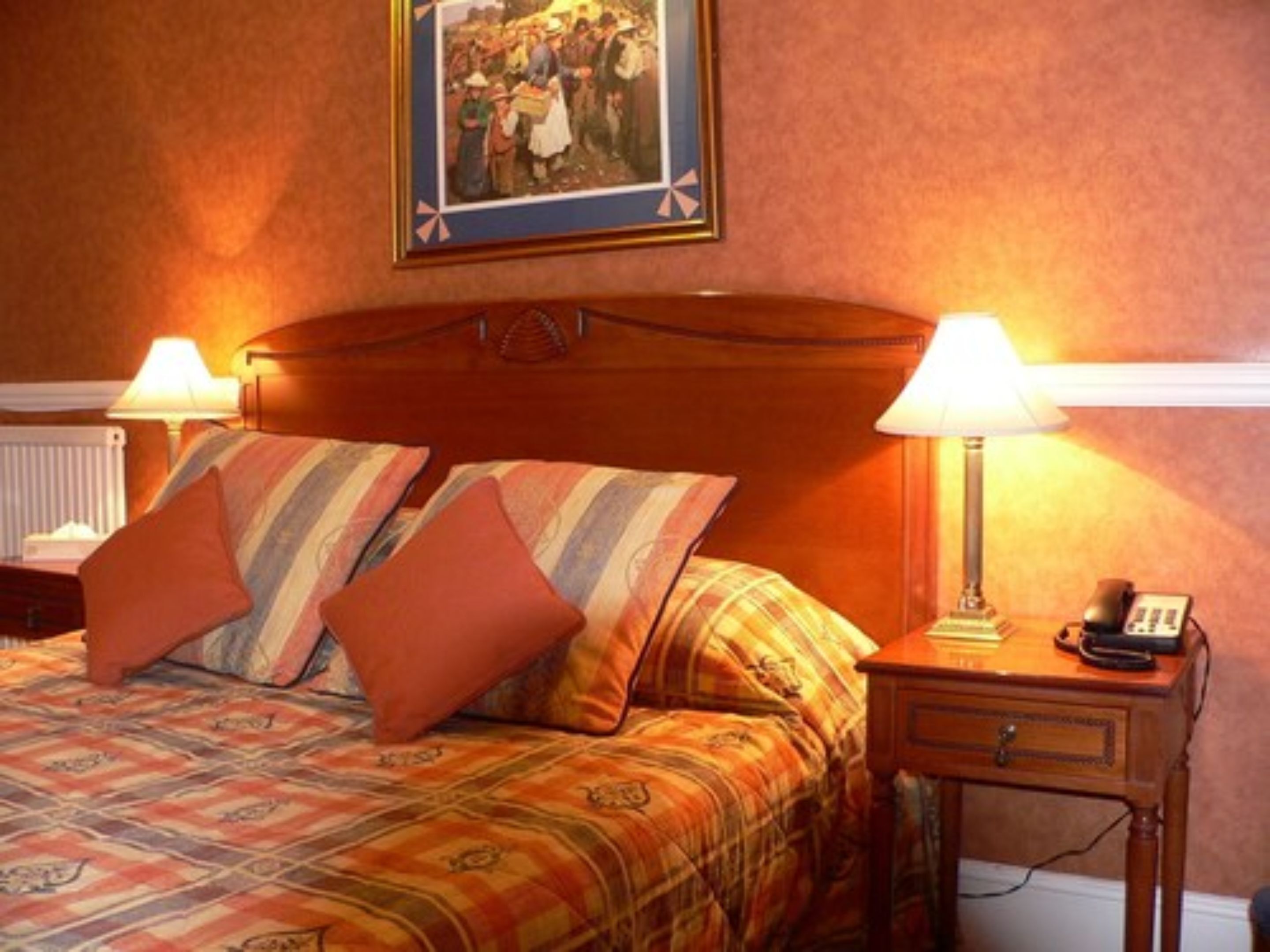 superior double or twin room | desk, iron/ironing board, free wifi, bed sheets