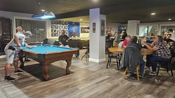 Lunch and dinner served