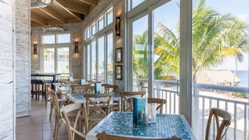 Petit déjeuner préparé sur commande servi tous les jours en supplément