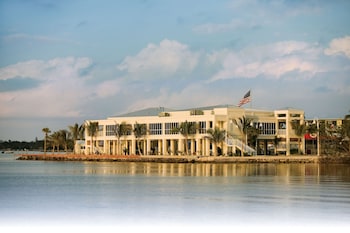 Meeting space at Reefhouse Resort & Marina