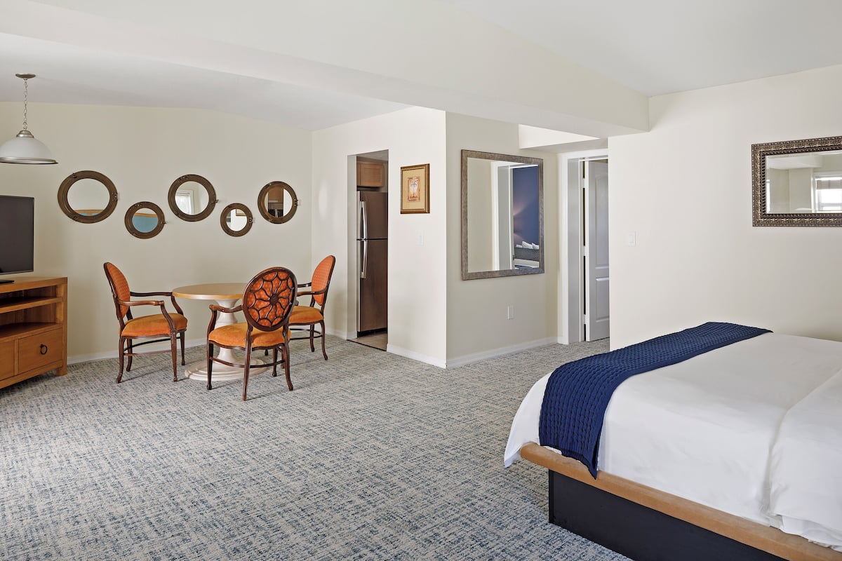 1 bedroom, premium bedding, in-room safe, individually decorated