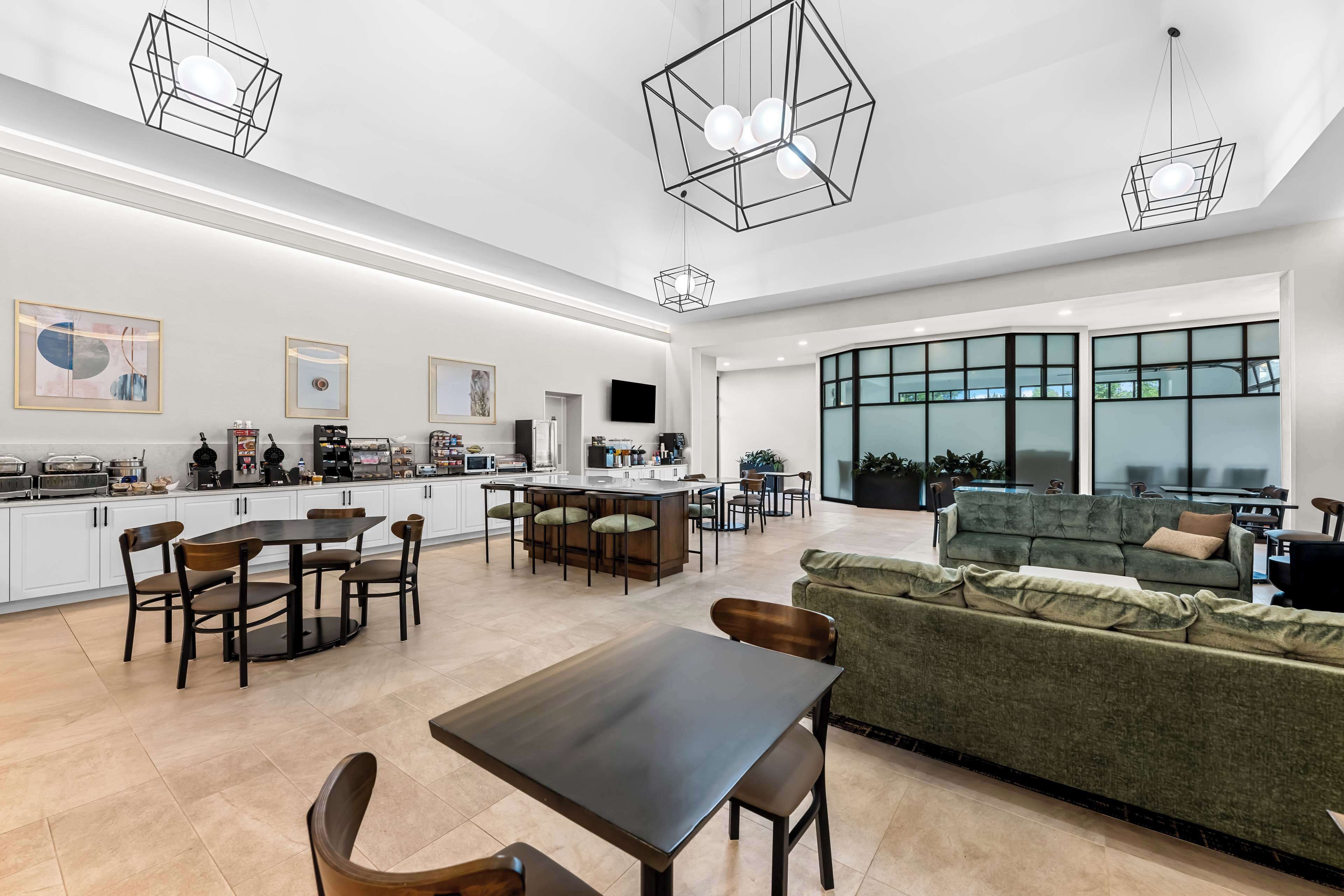 free daily on-the-go breakfast