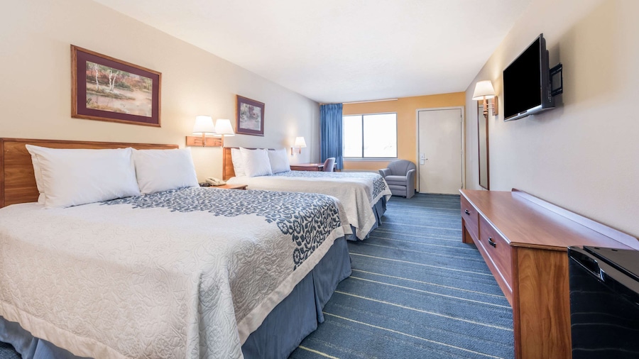 Days Inn by Wyndham Bryan College Station