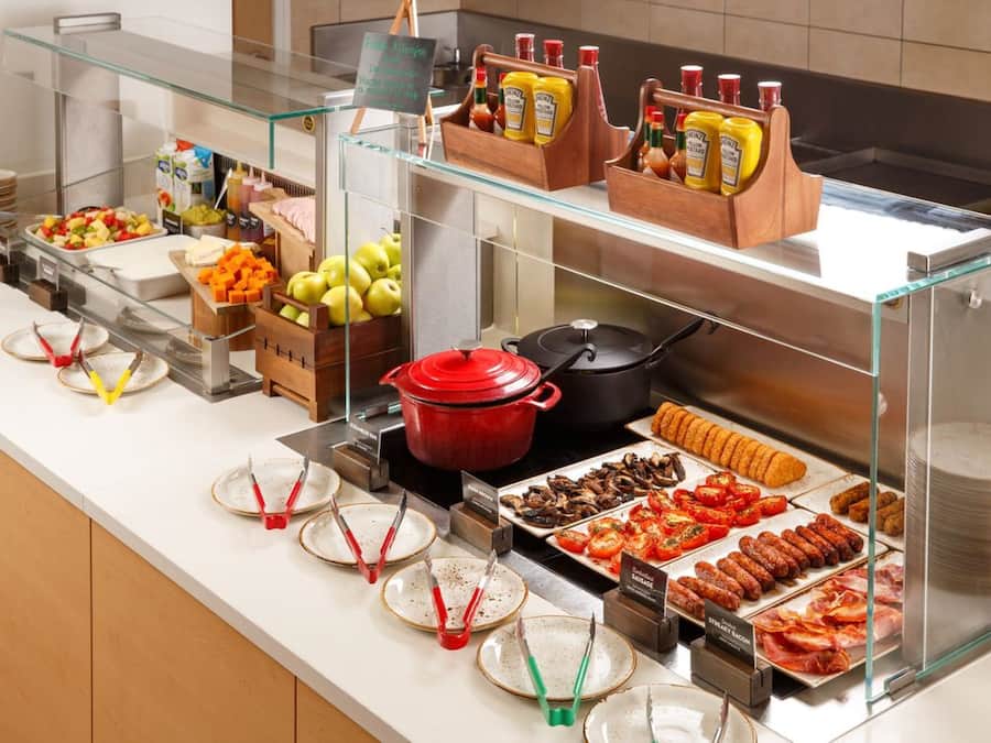 Daily buffet breakfast (GBP 12.00 per person)