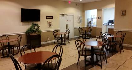 Days Inn by Wyndham Birmingham Vestavia Hills