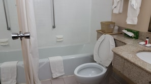 Combined shower/tub, deep soaking tub, eco-friendly toiletries