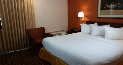 Days Inn by Wyndham Birmingham Vestavia Hills