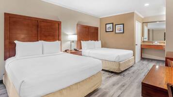 Standard Room, 2 Queen Beds, Non Smoking