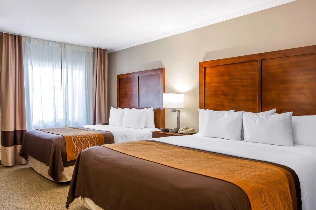Pillowtop beds, in-room safe, individually furnished, desk
