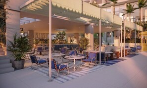 Frokost, lunsj og middag serveres, middelhavsretter 