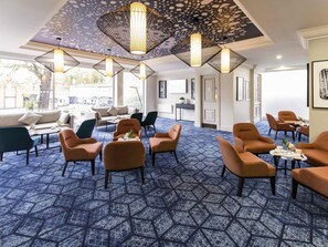 Desayuno buffet todos los días (con cargo)