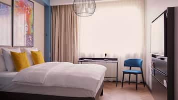 Business Room, 1 Double Bed | 1 bedroom, premium bedding, in-room safe, desk