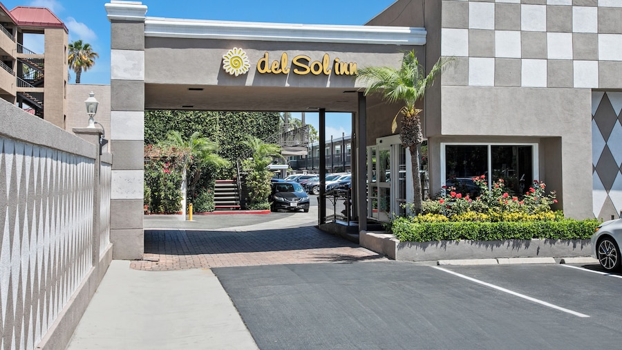 Del Sol Inn - Anaheim Resort