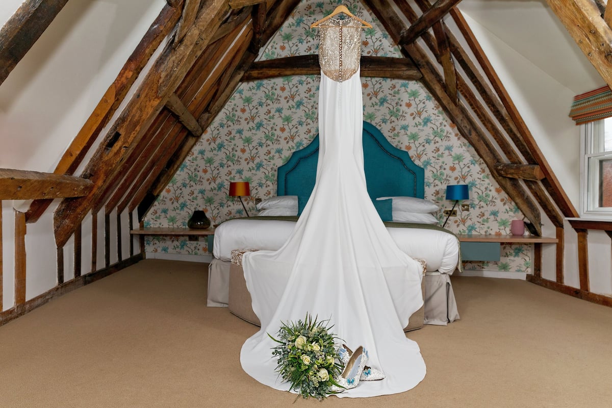 junior suite | premium bedding, individually decorated, individually furnished, desk