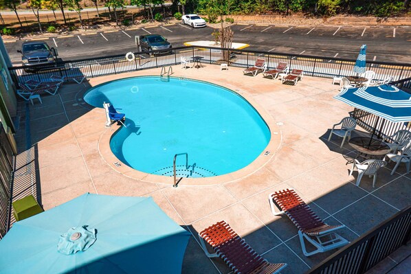 Seasonal outdoor pool