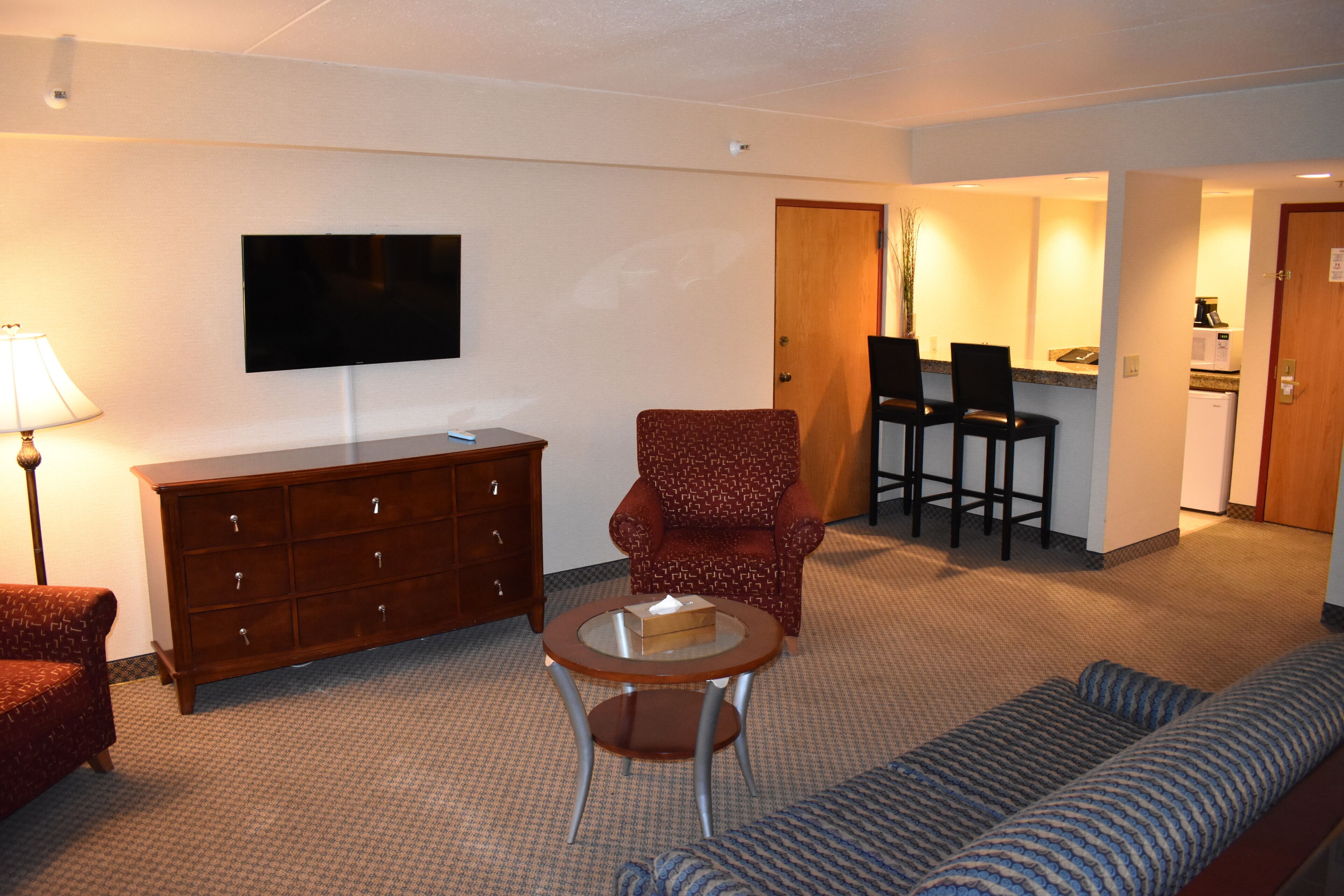 Comfort Inn & Suites Downtown Tacoma