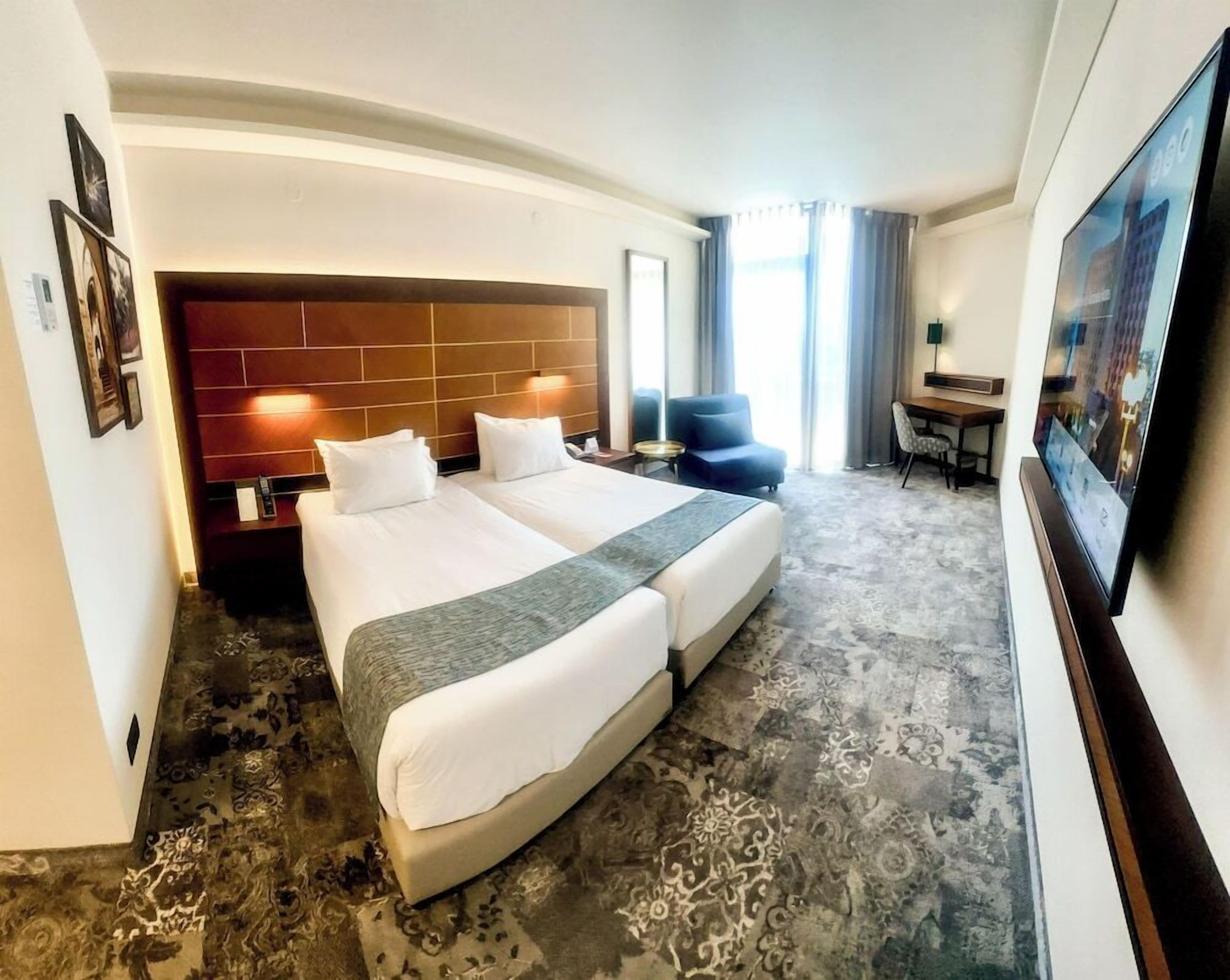 In-room safe, desk, laptop workspace, blackout drapes