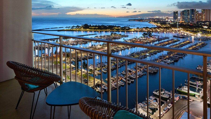 Ilikai Hotel & Luxury Suites