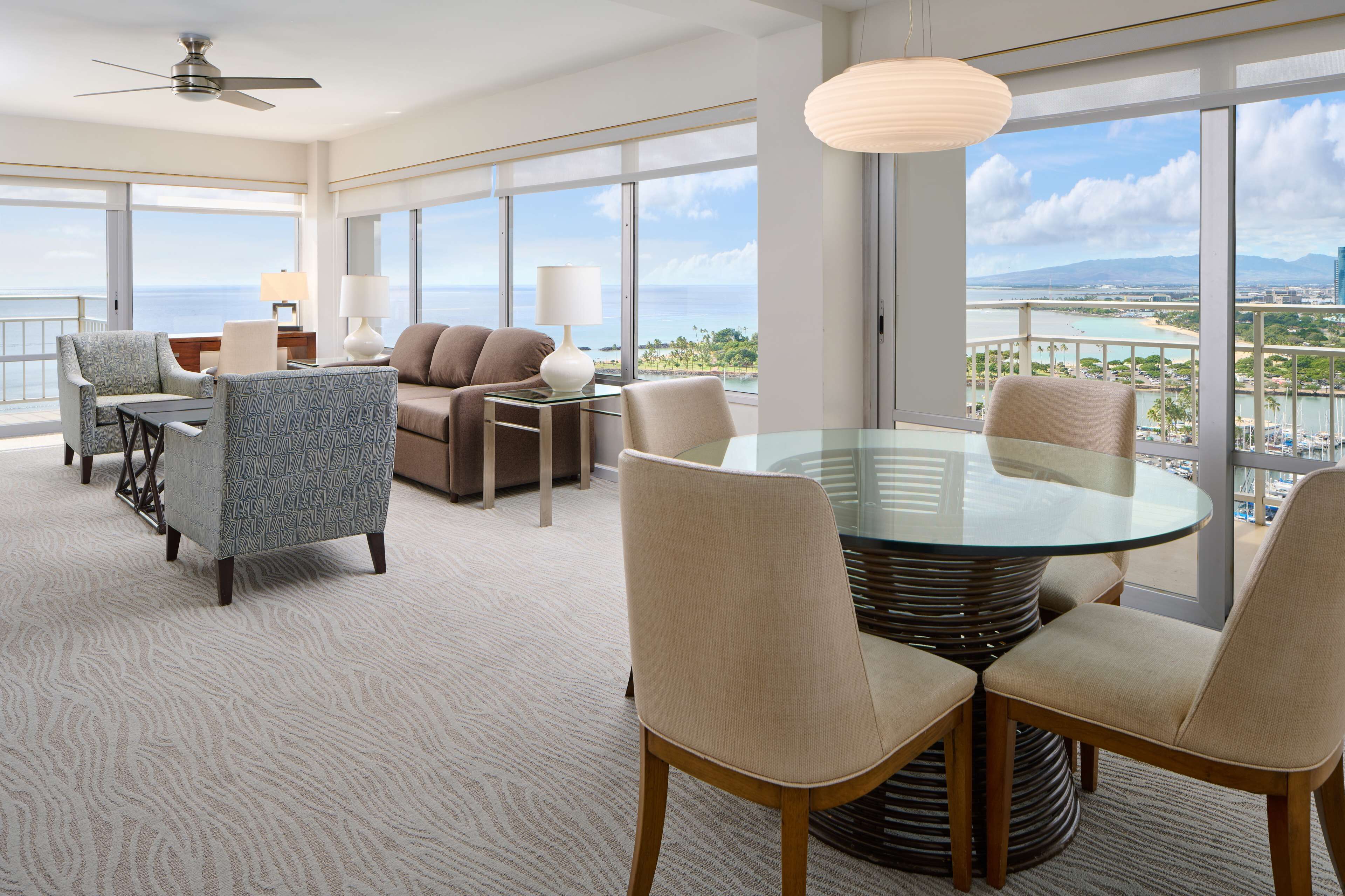 luxury room, oceanfront | premium bedding, pillow-top beds, in-room safe, blackout curtains