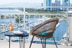 Luxury Sunset Ocean View | Premium bedding, pillowtop beds, in-room safe, blackout drapes