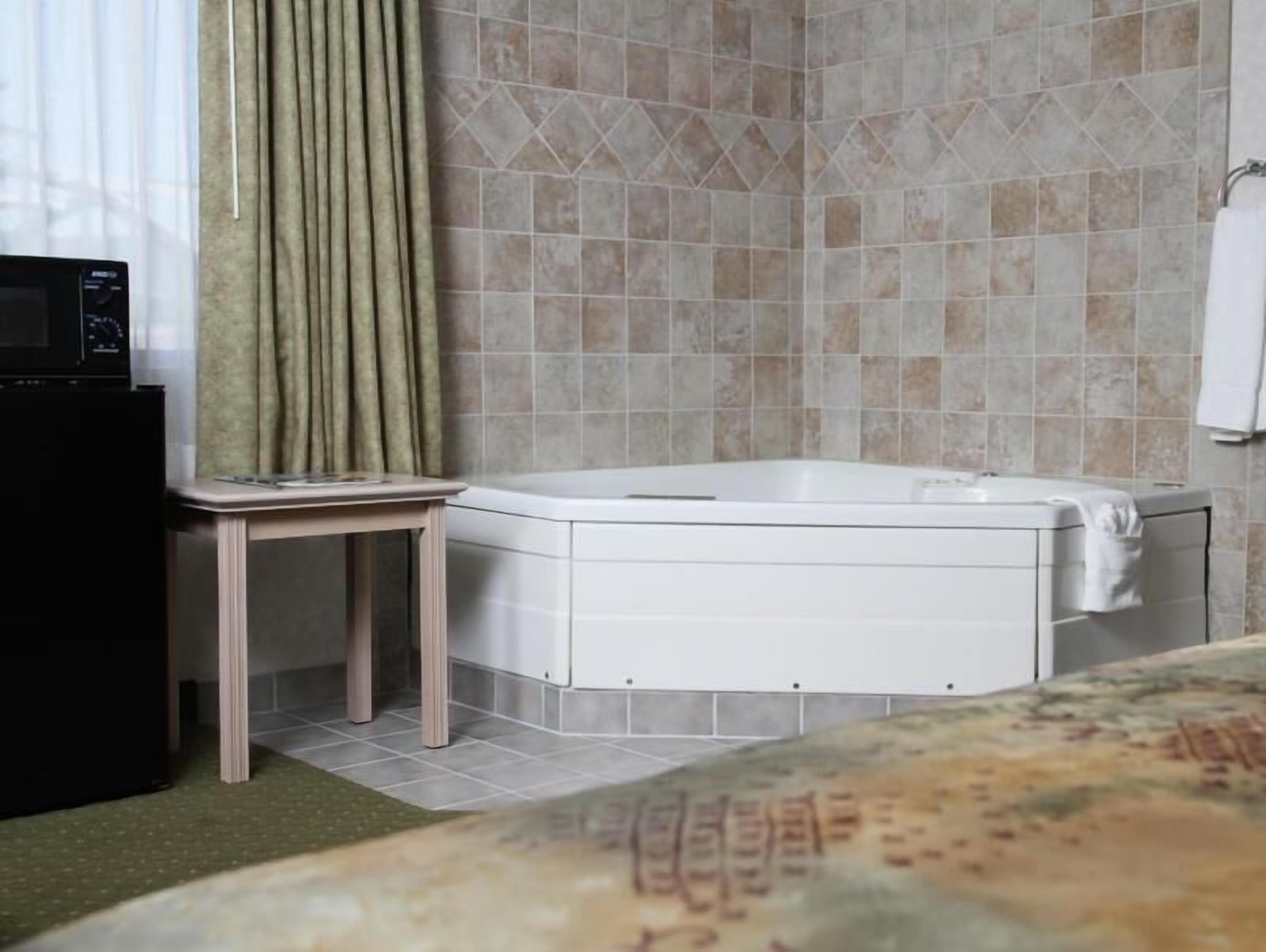 ملاءات للفراش لا تسبب الحساسية وأسرّة بطبقة علوية مريحة