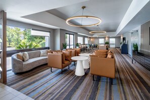 Exterior - Holiday Inn Dublin-Pleasanton by IHG (Dublin)