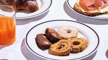 Colazione a buffet a pagamento, servita tutte le mattine