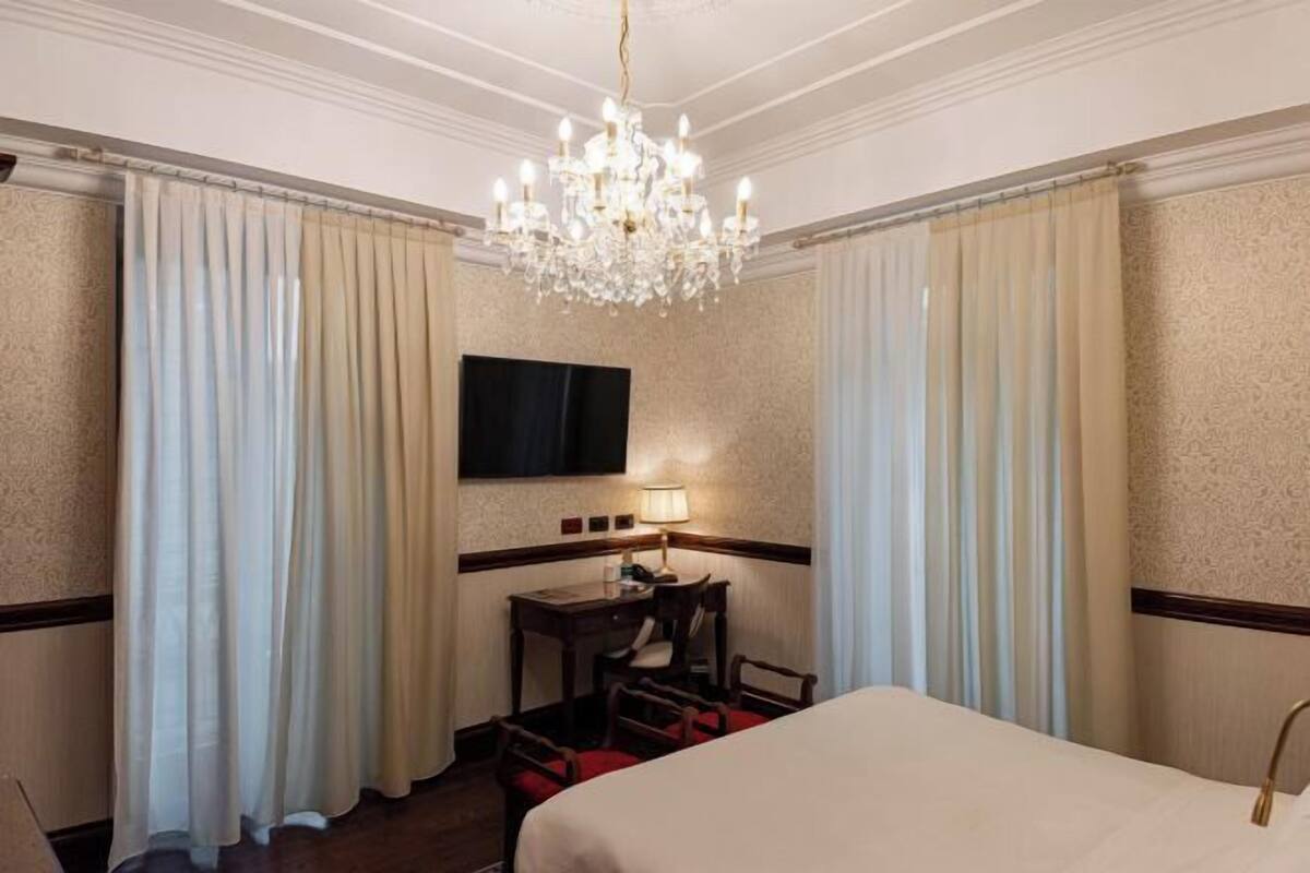1 Schlafzimmer, hochwertige Bettwaren, Minibar, Zimmersafe