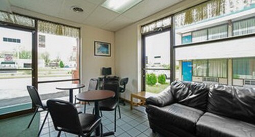 Loyalty Inn Maryville