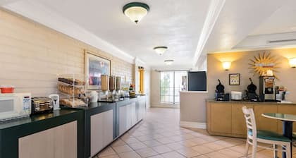 La Quinta Inn by Wyndham El Paso West