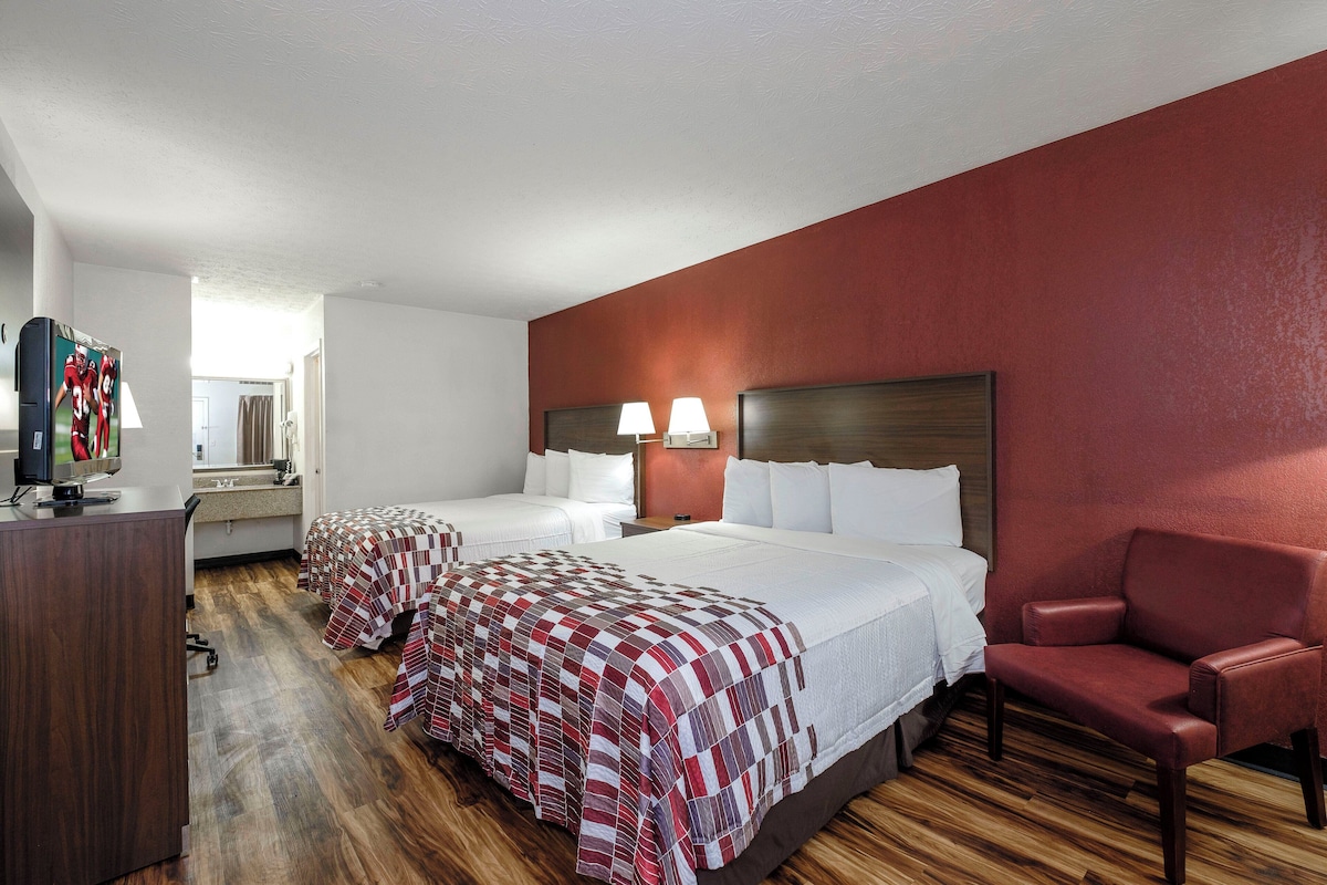 In-room safe, desk, free cots/infant beds, rollaway beds