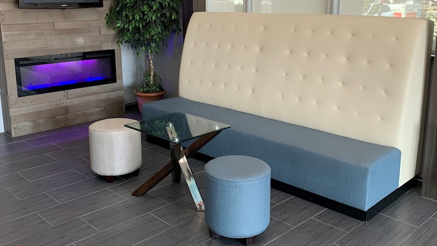 Howard Johnson by Wyndham Oklahoma City Airport/ Fairgrounds