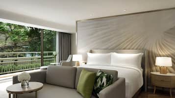 1 bedroom, premium bedding, memory foam beds, free minibar items