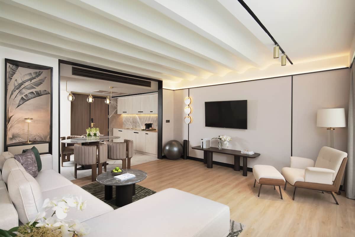 Family Suite, 2 Bedrooms, Club Access | 1 bedroom, premium bedding, memory foam beds, free minibar items