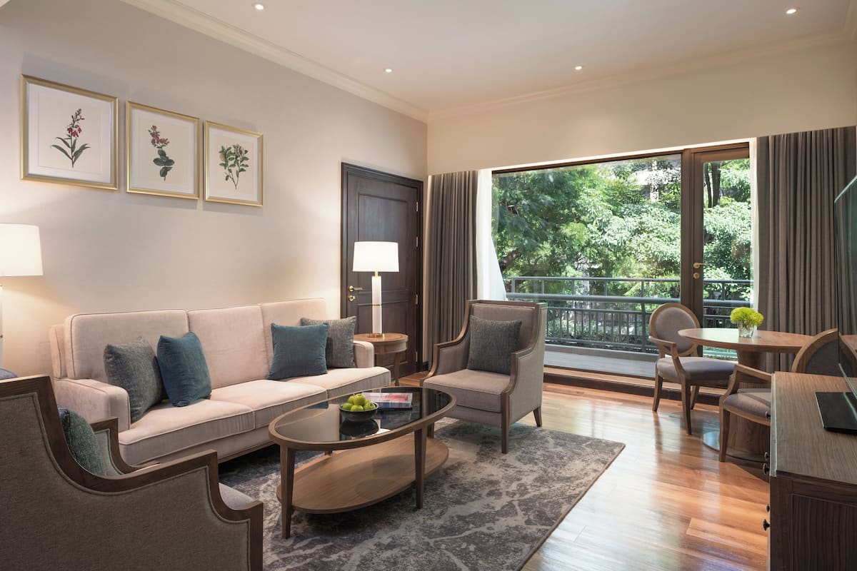 Wellness Suite, 1 King Bed, Club Access | 1 bedroom, premium bedding, memory foam beds, free minibar items