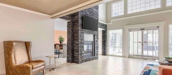 Best Western Plus Grand Manor Inn