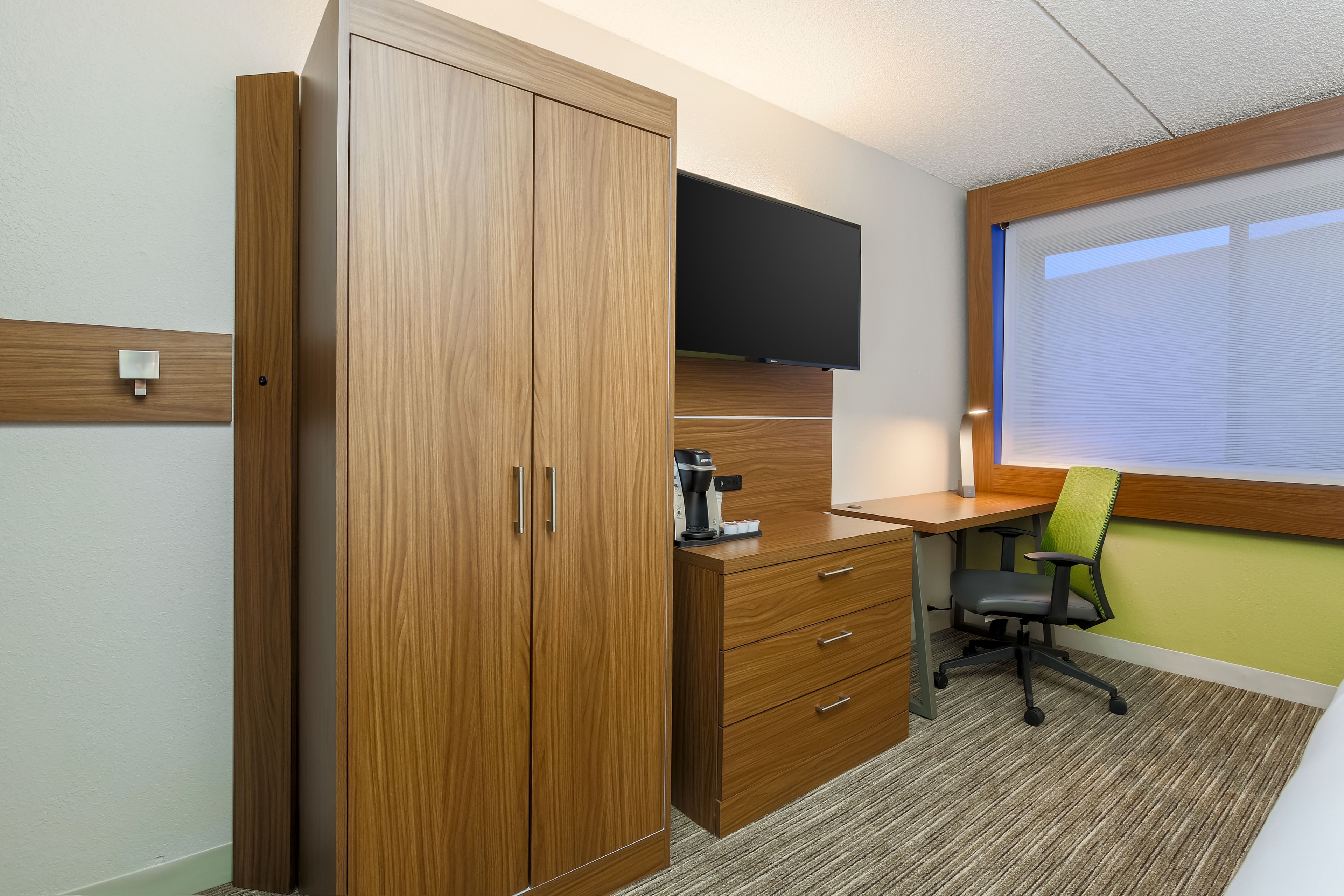 Photo - Holiday Inn Express Milwaukee - West Medical Center by IHG